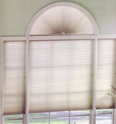 Levolor Perfect Arch Cellular Shade: Room Darkening