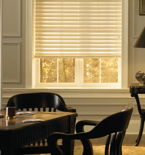 Blindsgalore&#xAB; Wood Alternative Blinds: 2 1/2 Slats in White