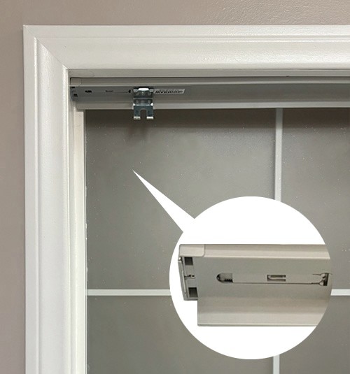 No-Drill headrail installed inside the window frame. A spring tension latch ensures a secure and precise fit.